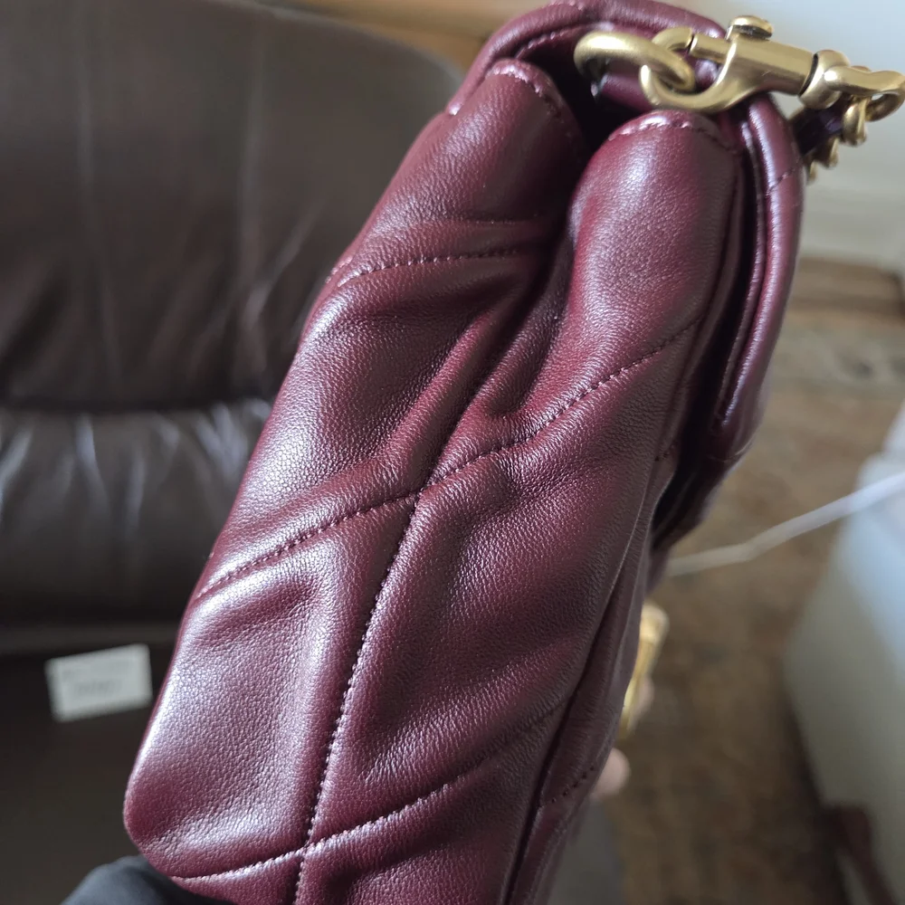 Coach Time Square Tabby 20 - Picture 4 of 9